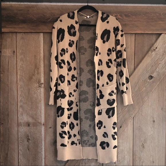 Tan & Black Leopard design Cardigan sweater - Picture 7 of 10